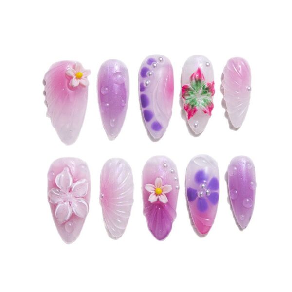 Handmade Nail Art with 3D Floral Petal Resin Accessories 🌸💅