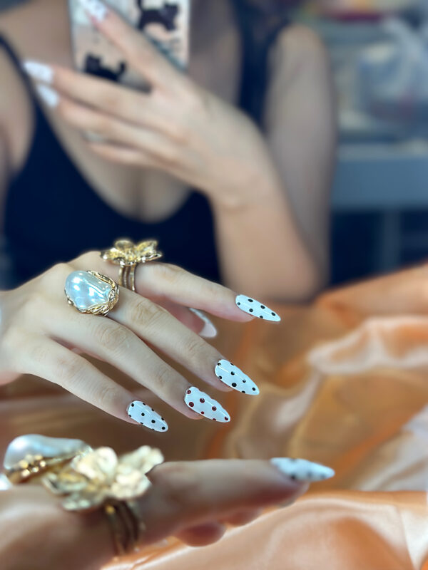 Cream Vintage Polka Dot Press-On Nails - 图片 7