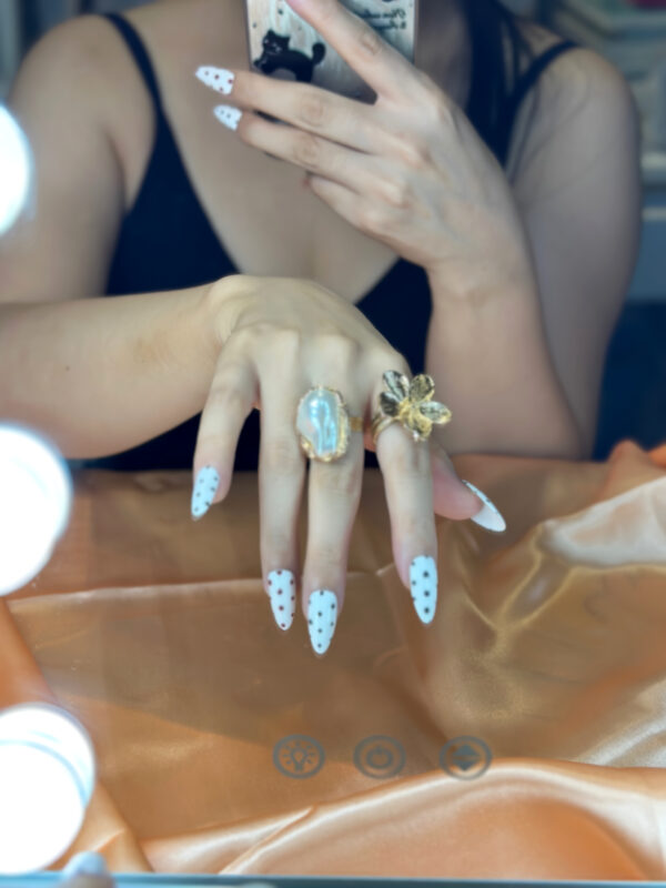 Cream Vintage Polka Dot Press-On Nails - 图片 6